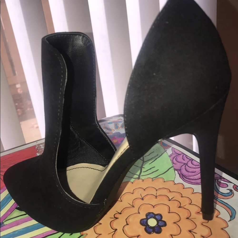 Black sued pumps - Picture 7 of 8